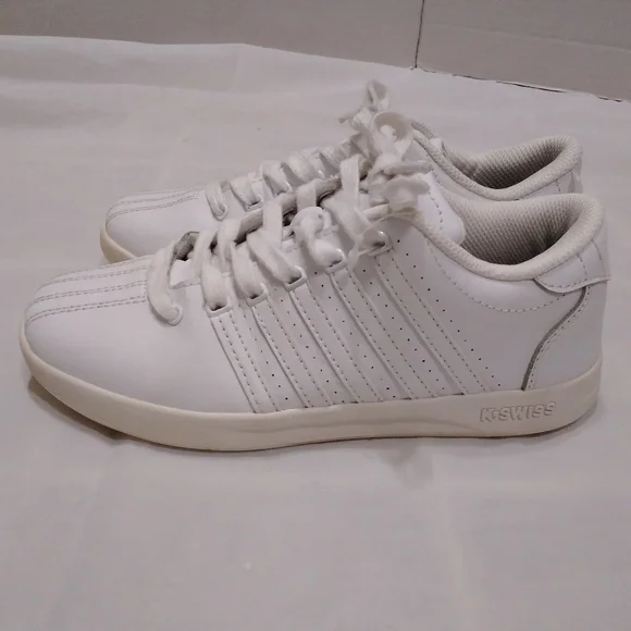 Kswiss Girl's Size 4 All White Good Condition - Picture 3 of 9